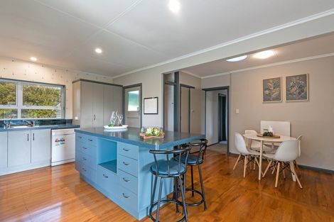 Photo of property in 83 Trickers Road, Bulls, 4818