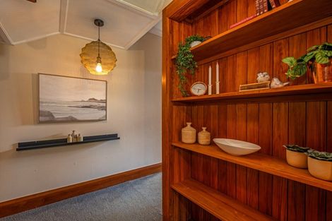 Photo of property in 10 Saint Johns Avenue, Palmerston North, 4414