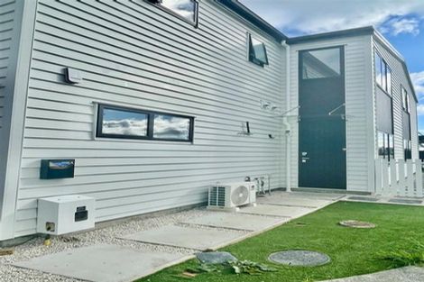 Photo of property in 75 Whare Kauri Road, Papakura, 2110