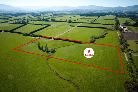 Photo of property in 105 Chapel Road, Loburn, 7472