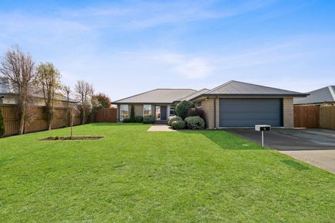 Photo of property in 16 Burnham School Road, Rolleston, 7614