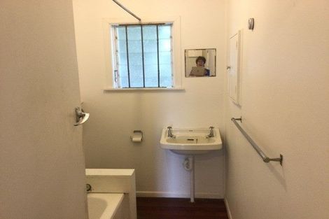 Photo of property in 6 View Road, Papakura, 2110