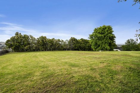 Photo of property in 11 Gracechurch Drive, Flat Bush, Auckland, 2016