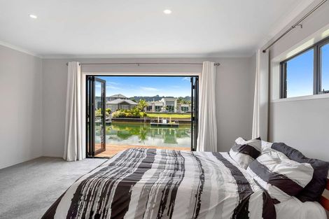 Photo of property in 12 Kelly Place, Whitianga, 3510