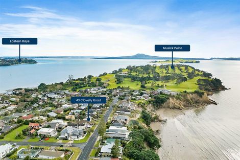 Photo of property in 43 Clovelly Road, Bucklands Beach, Auckland, 2012