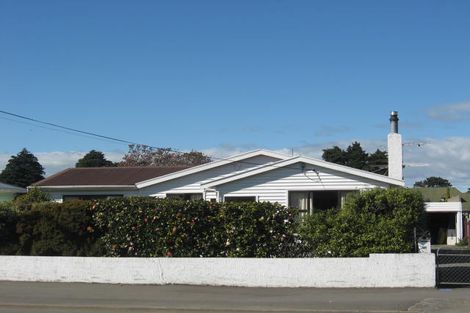 Photo of property in 220 High Street North, Carterton, 5713