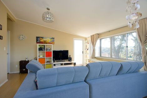 Photo of property in 8 Laser Place, Bayview, Auckland, 0629