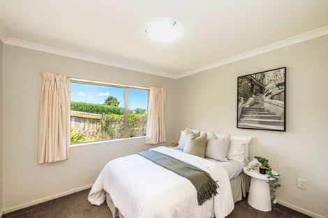 Photo of property in 53 Realm Drive, Paraparaumu, 5032