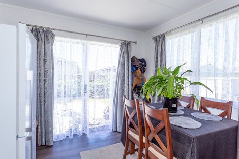 Photo of property in 38 Ward Street, Aramoho, Whanganui, 4500