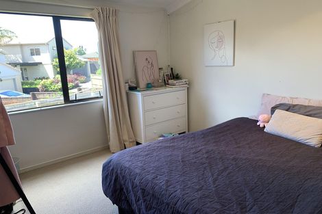 Photo of property in 17 Tide Close, Mount Wellington, Auckland, 1060