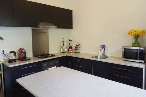 Photo of property in 26 Rangiora Avenue, Kaiwharawhara, Wellington, 6035