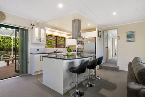 Photo of property in 8a Pelorus Street, Welcome Bay, Tauranga, 3112