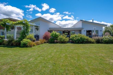 Photo of property in 17 Pukeko Way, Kinloch, Taupo, 3377