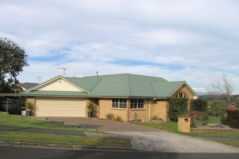 Photo of property in 2 Jersey Place, Grandview Heights, Hamilton, 3200