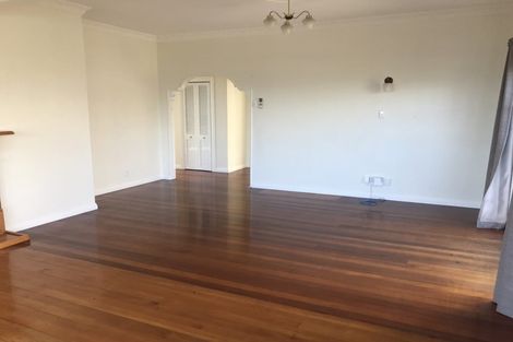 Photo of property in 34 Mandalay Terrace, Khandallah, Wellington, 6035