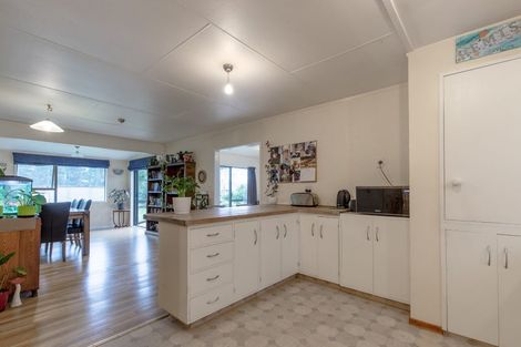 Photo of property in 20 Russell Street, Otane, 4202