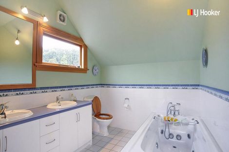 Photo of property in 13 Waikana Street, Broad Bay, Dunedin, 9014