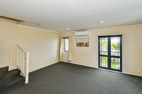 Photo of property in 11/77 Saint George Street, Papatoetoe, Auckland, 2025