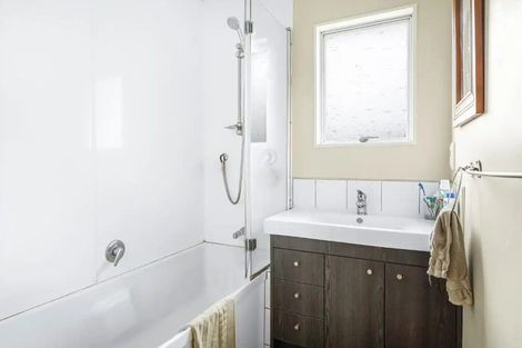 Photo of property in 7 Dale Place, St Andrews, Hamilton, 3200