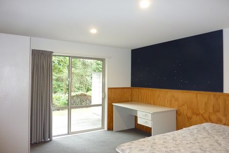 Photo of property in 17a Athol Terrace, Upper Riccarton, Christchurch, 8041