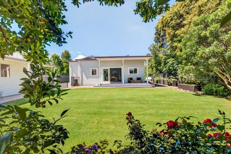 Photo of property in 1002 Fitzroy Avenue, Mahora, Hastings, 4120