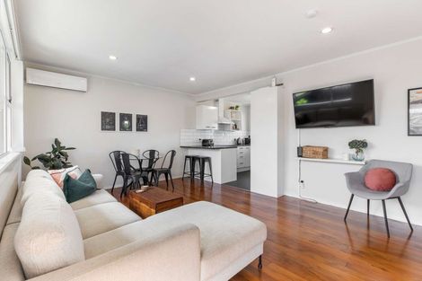 Photo of property in 1/53 Pakuranga Road, Pakuranga, Auckland, 2010