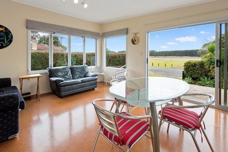 Photo of property in 2177 Whananaki North Road, Whananaki, Hikurangi, 0181