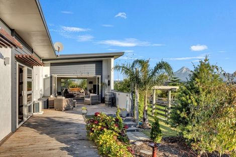 Photo of property in 351 Henwood Road, Hillsborough, New Plymouth, 4372