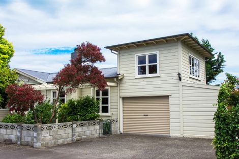 Photo of property in 16 Victoria Street, Carterton, 5713