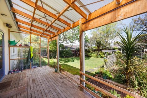 Photo of property in 206 Vogel Street, Roslyn, Palmerston North, 4414
