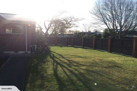 Photo of property in 60 Burnside Crescent, Burnside, Christchurch, 8053