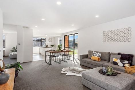 Photo of property in 6 Sutherland Court, Flagstaff, Hamilton, 3210