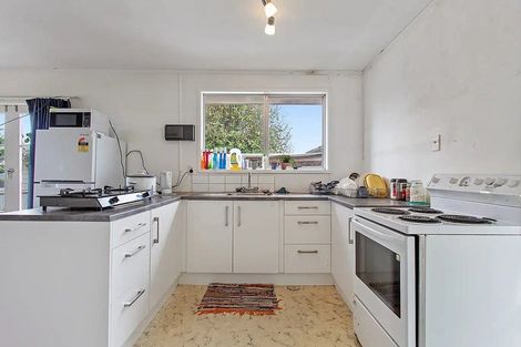 Photo of property in 28 Zelda Avenue, Clover Park, Auckland, 2023