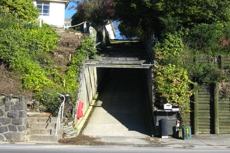 Photo of property in 17 Cashmere Road, Cashmere, Christchurch, 8022