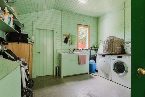 Photo of property in 300 Hinemoa Valley Road, Kaitawa, Pahiatua, 4981