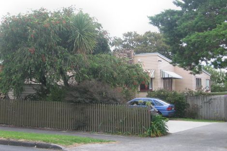 Photo of property in 1/49 Rimu Street, New Lynn, Auckland, 0600