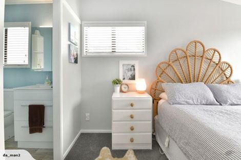 Photo of property in 1/14 Arkles Strand, Arkles Bay, Whangaparaoa, 0932