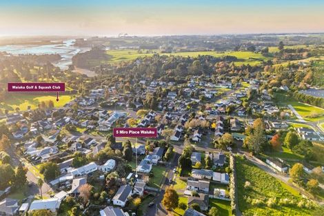 Photo of property in 5 Miro Place, Waiuku, 2123
