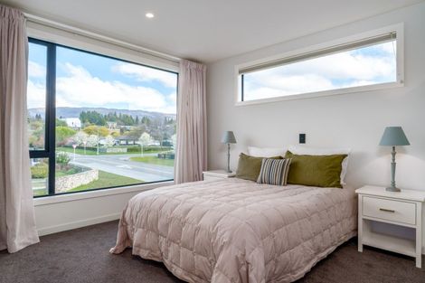 Photo of property in 14 Primary Lane, Wanaka, 9305
