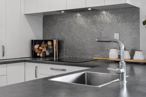 Photo of property in 8 Bathurst Crescent, Pyes Pa, Tauranga, 3112