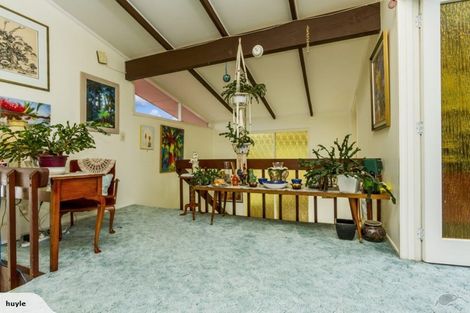 Photo of property in 36 Sunset Road, Unsworth Heights, Auckland, 0632