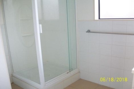 Photo of property in 1/10 Netherlands Avenue, Kelston, Auckland, 0602