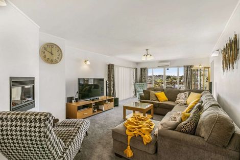 Photo of property in 37 Serene Place, Gulf Harbour, Whangaparaoa, 0930