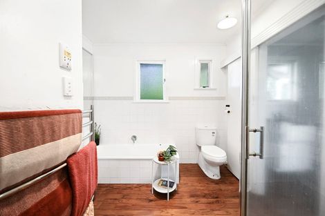 Photo of property in 8 Clark Place, Hillcrest, Hamilton, 3216