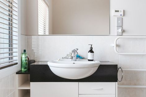 Photo of property in 55 Hamurana Road, Omokoroa, 3114