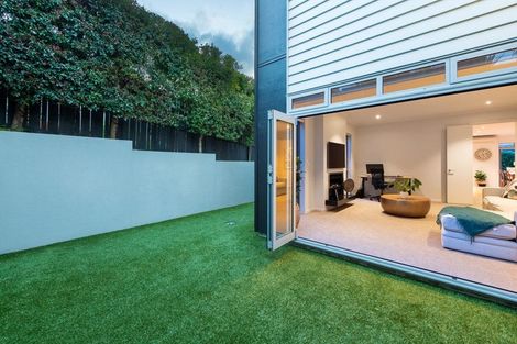 Photo of property in 131a Kowhai Road, Mairangi Bay, Auckland, 0630