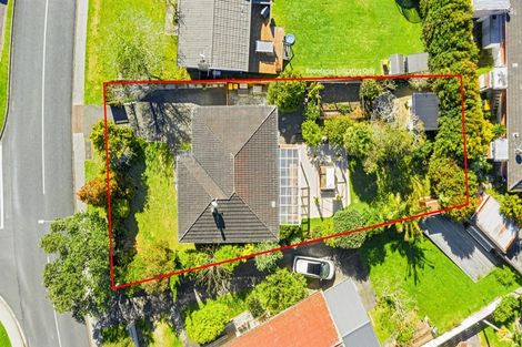 Photo of property in 11 Blakeborough Drive, Forrest Hill, Auckland, 0620