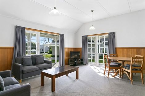 Photo of property in 9/30 Sorrento Drive, Rangatira Park, Taupo, 3330