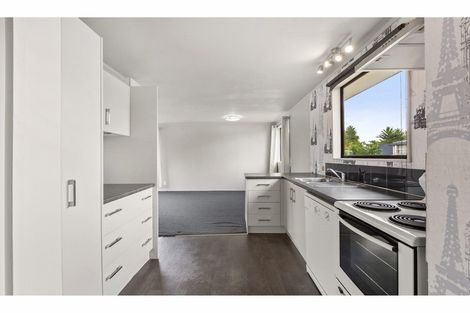 Photo of property in 133d Avalon Drive, Nawton, Hamilton, 3200