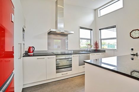 Photo of property in 67 Newcastle Street, Windsor, Invercargill, 9810